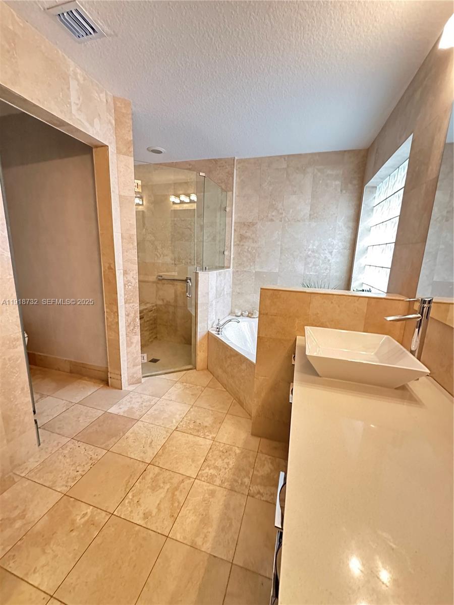 DORAL ISLES ST CROIX - Residential