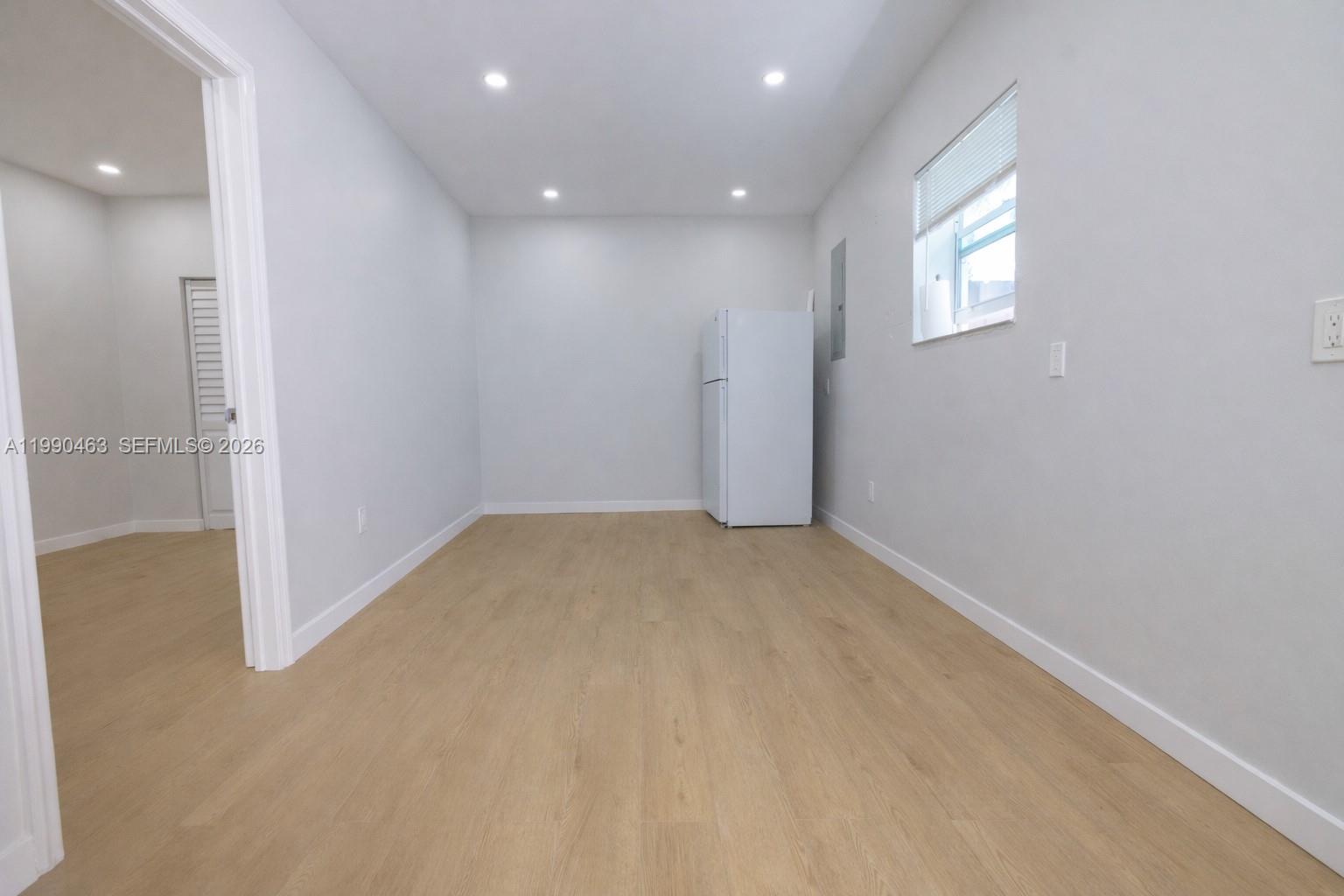 POINCIANA AT SUNSET LAKES - Residential