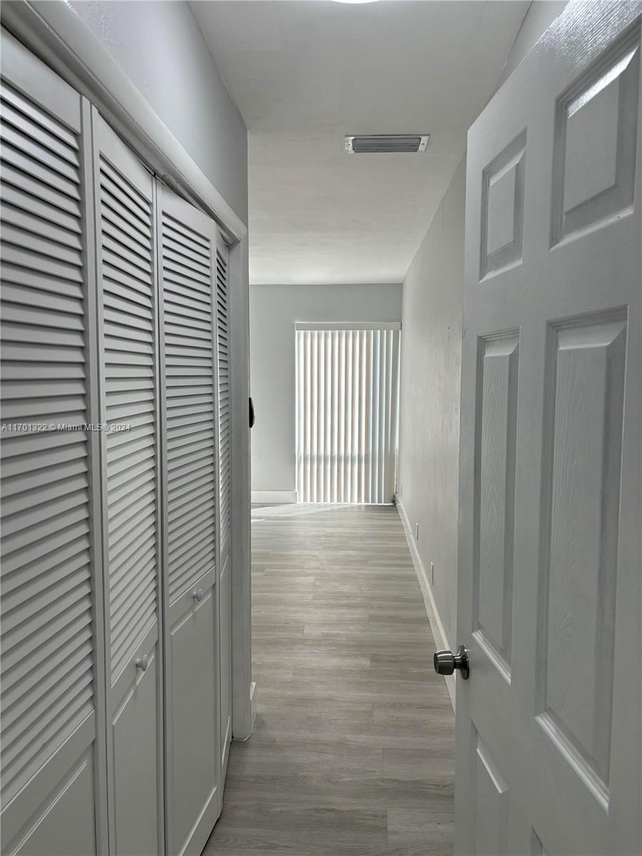 COUNTRY CLUB OF MIAMI CON - Residential