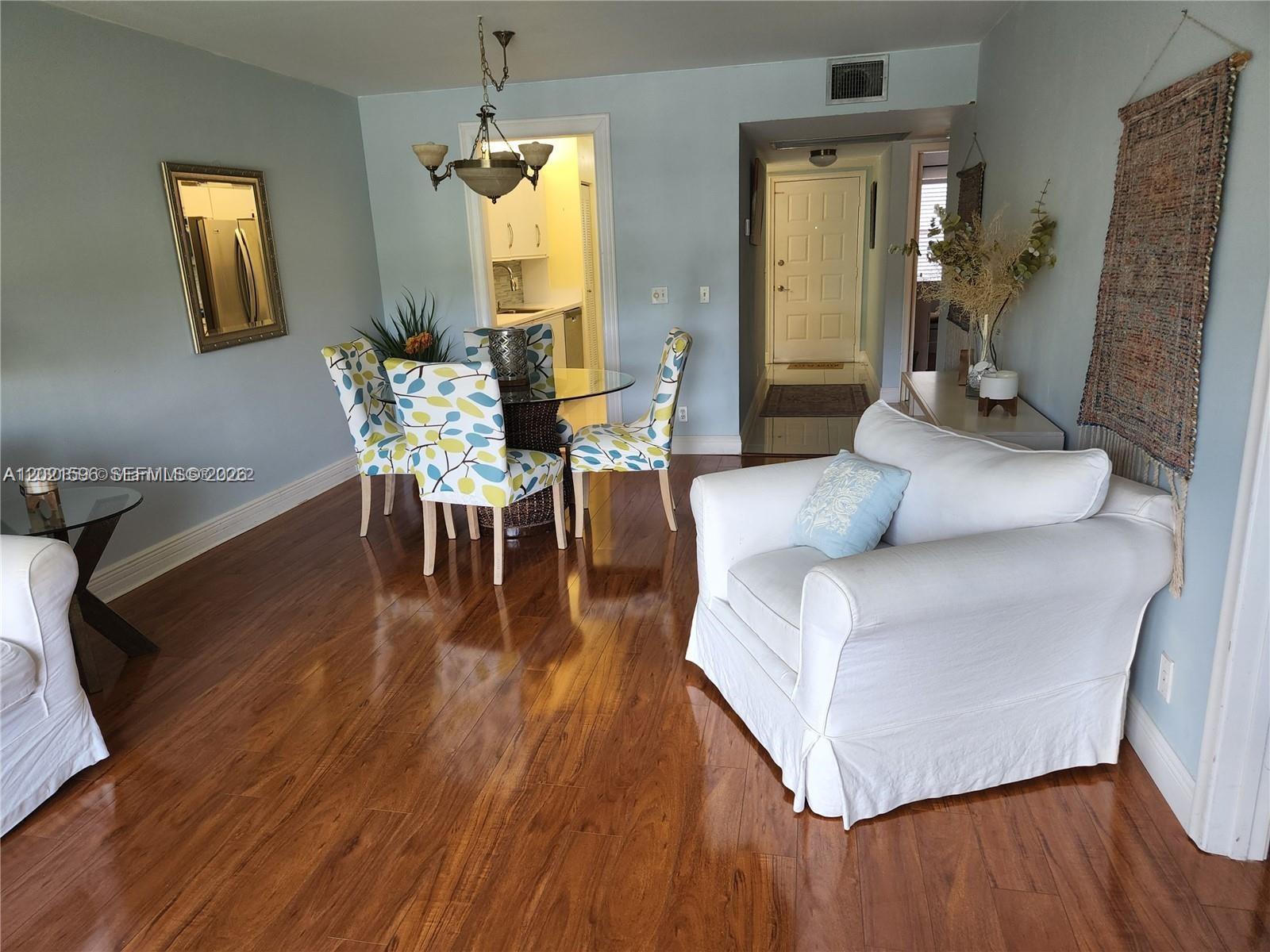 CAMBRIDGE AT CENTURY VILL - Residential