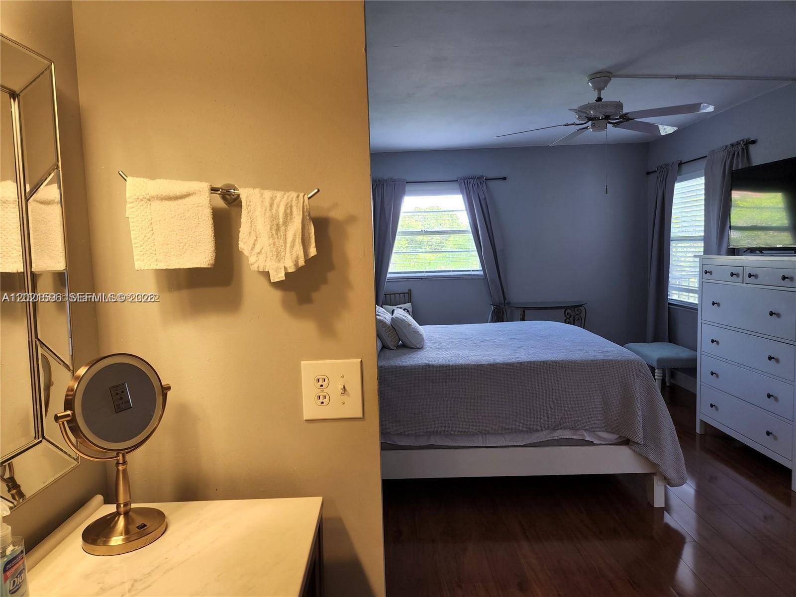 CAMBRIDGE AT CENTURY VILL - Residential