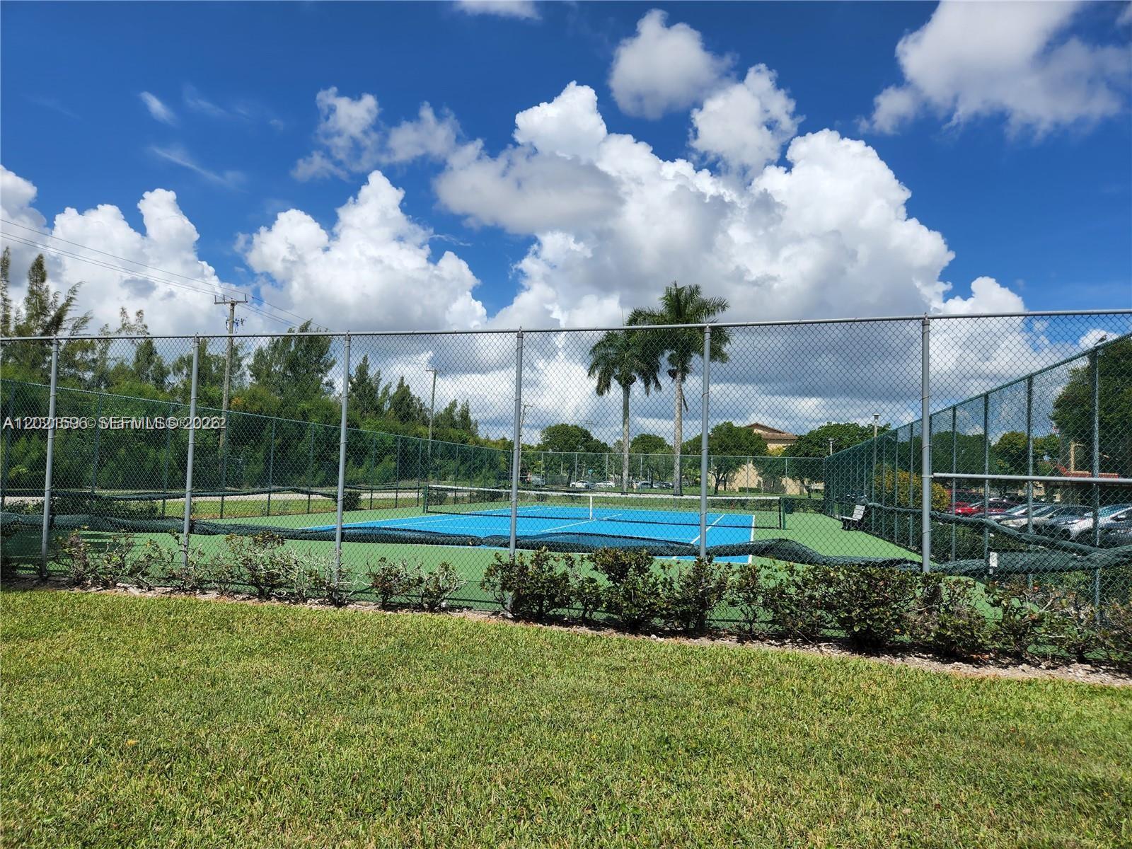 CAMBRIDGE AT CENTURY VILL - Residential