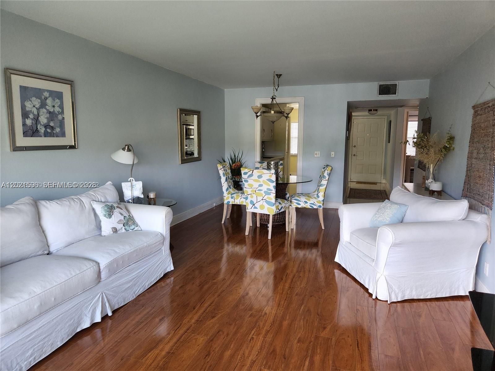 CAMBRIDGE AT CENTURY VILL - Residential