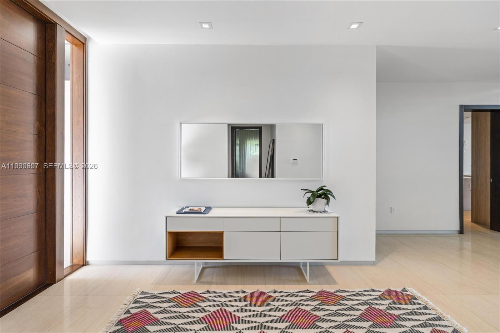 GOLDEN BEACH SEC E - Residential