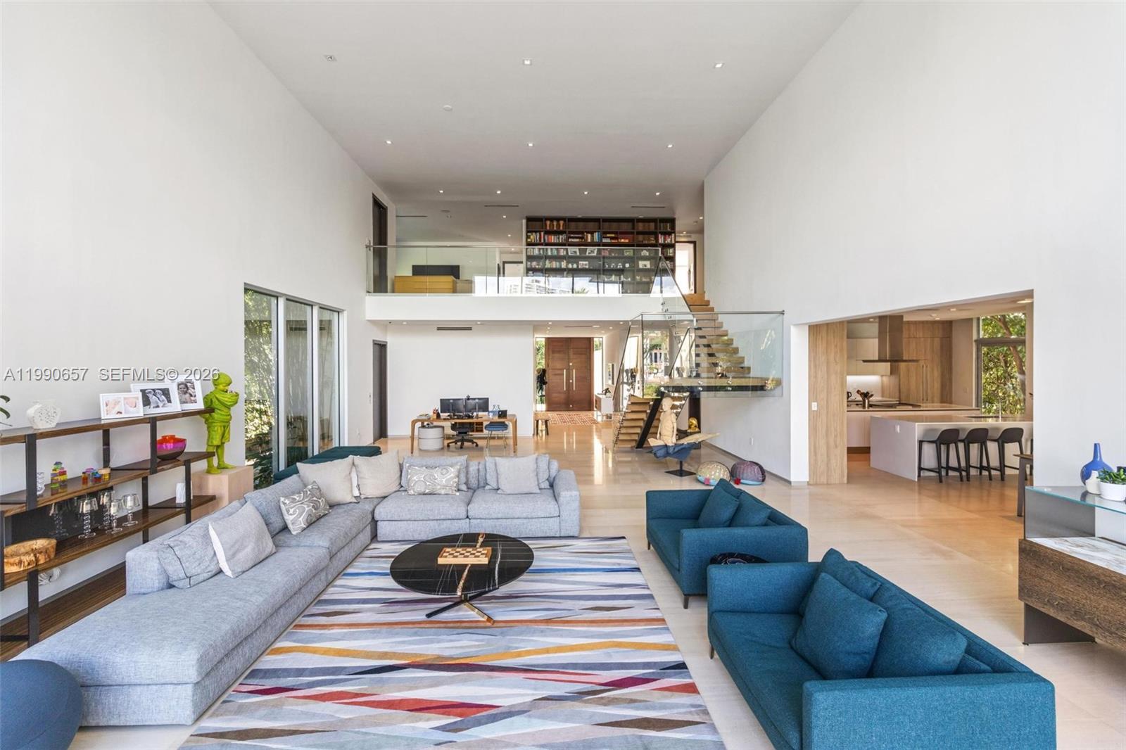 GOLDEN BEACH SEC E - Residential