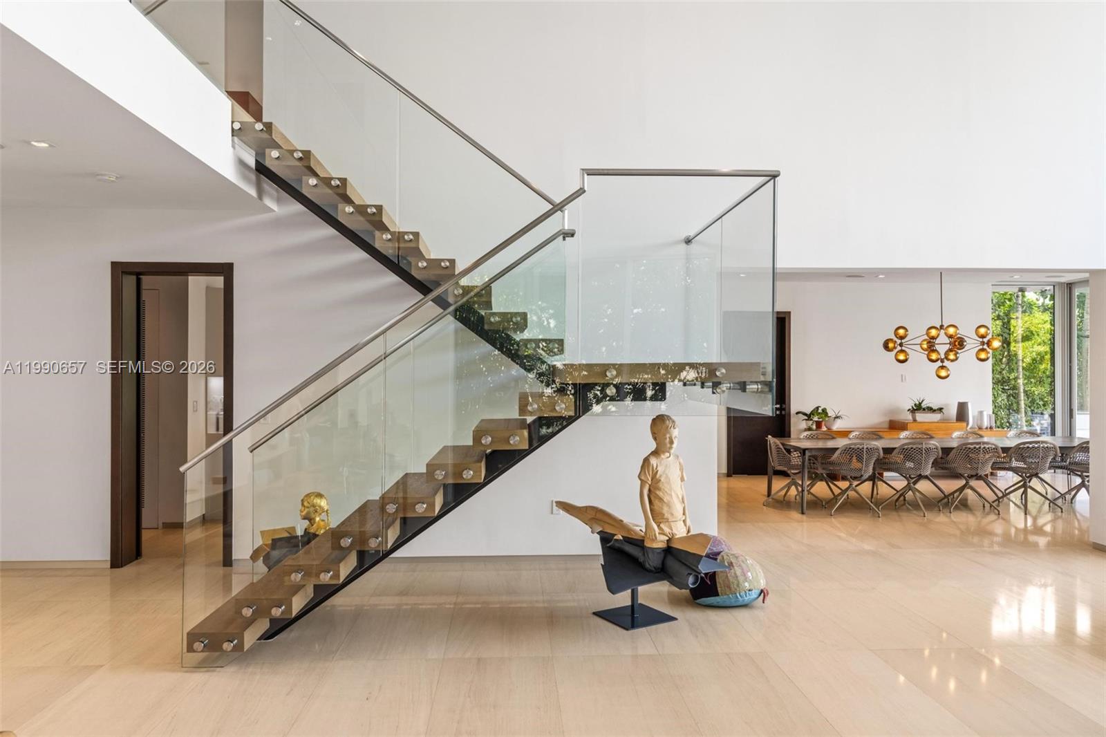 GOLDEN BEACH SEC E - Residential