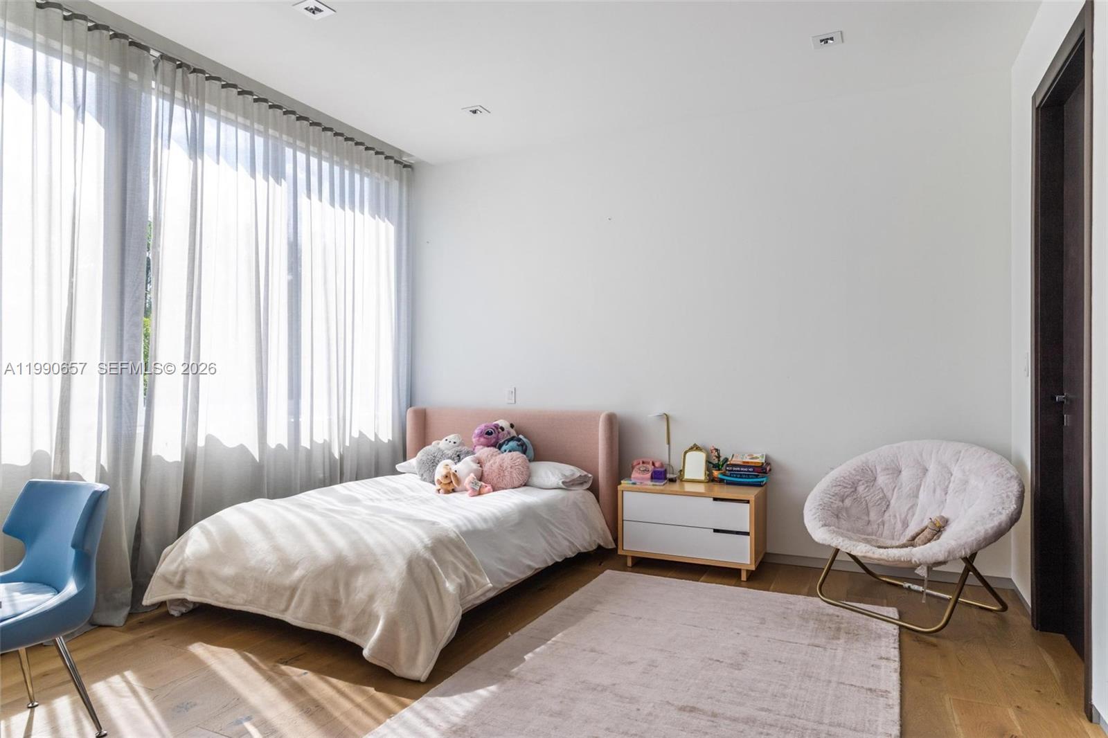 GOLDEN BEACH SEC E - Residential