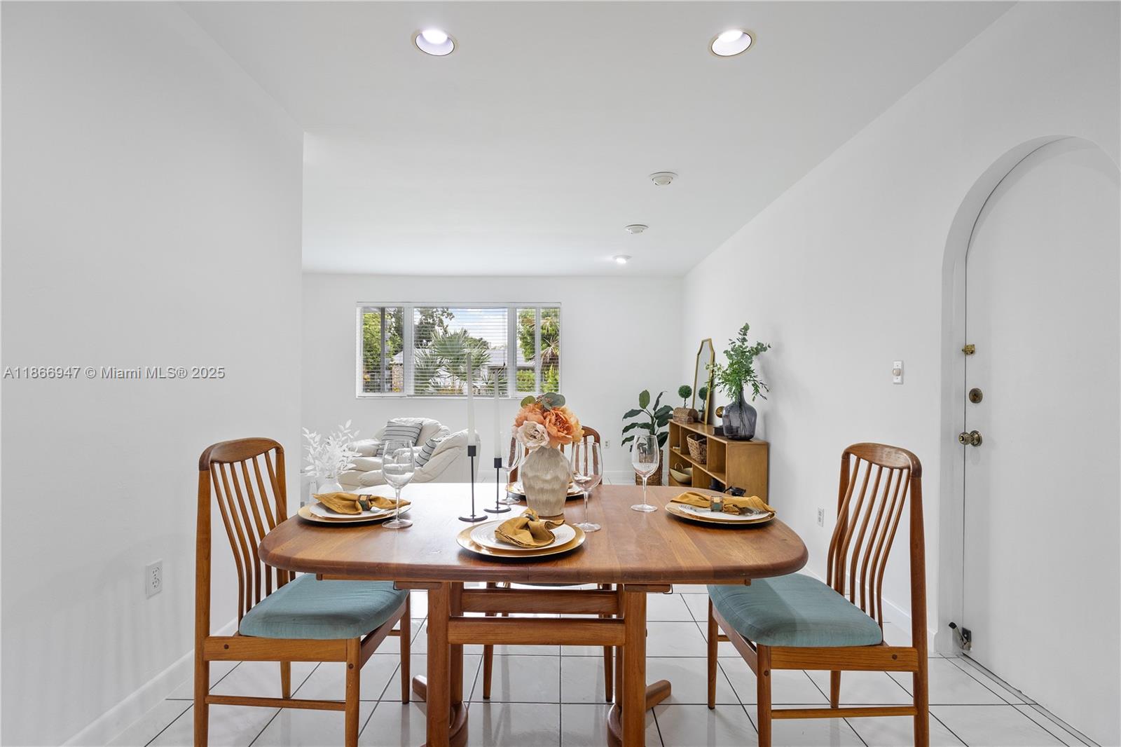 DARLINGTON MANOR 1ST ADDN - Residential