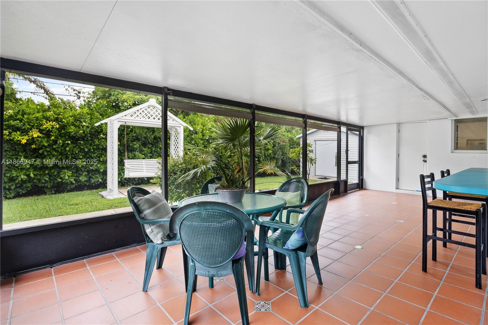 DARLINGTON MANOR 1ST ADDN - Residential