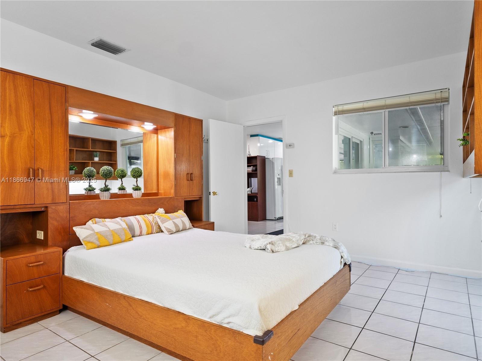 DARLINGTON MANOR 1ST ADDN - Residential