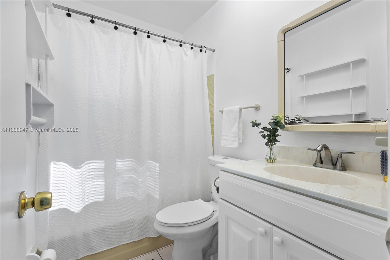 DARLINGTON MANOR 1ST ADDN - Residential