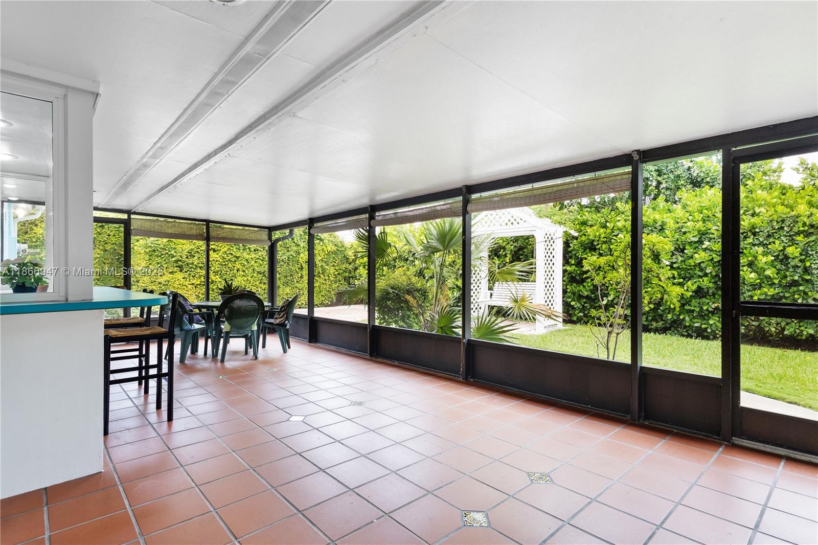 DARLINGTON MANOR 1ST ADDN - Residential