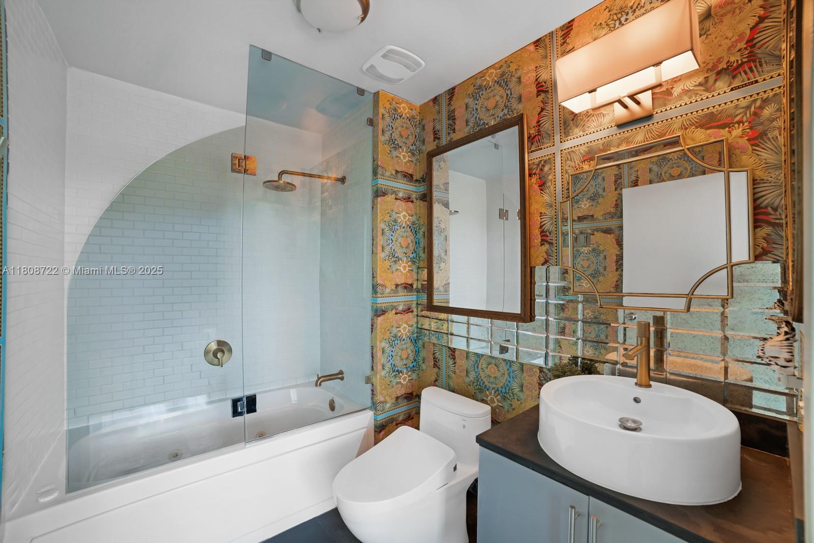 THE MONTCLAIR CONDO - Residential