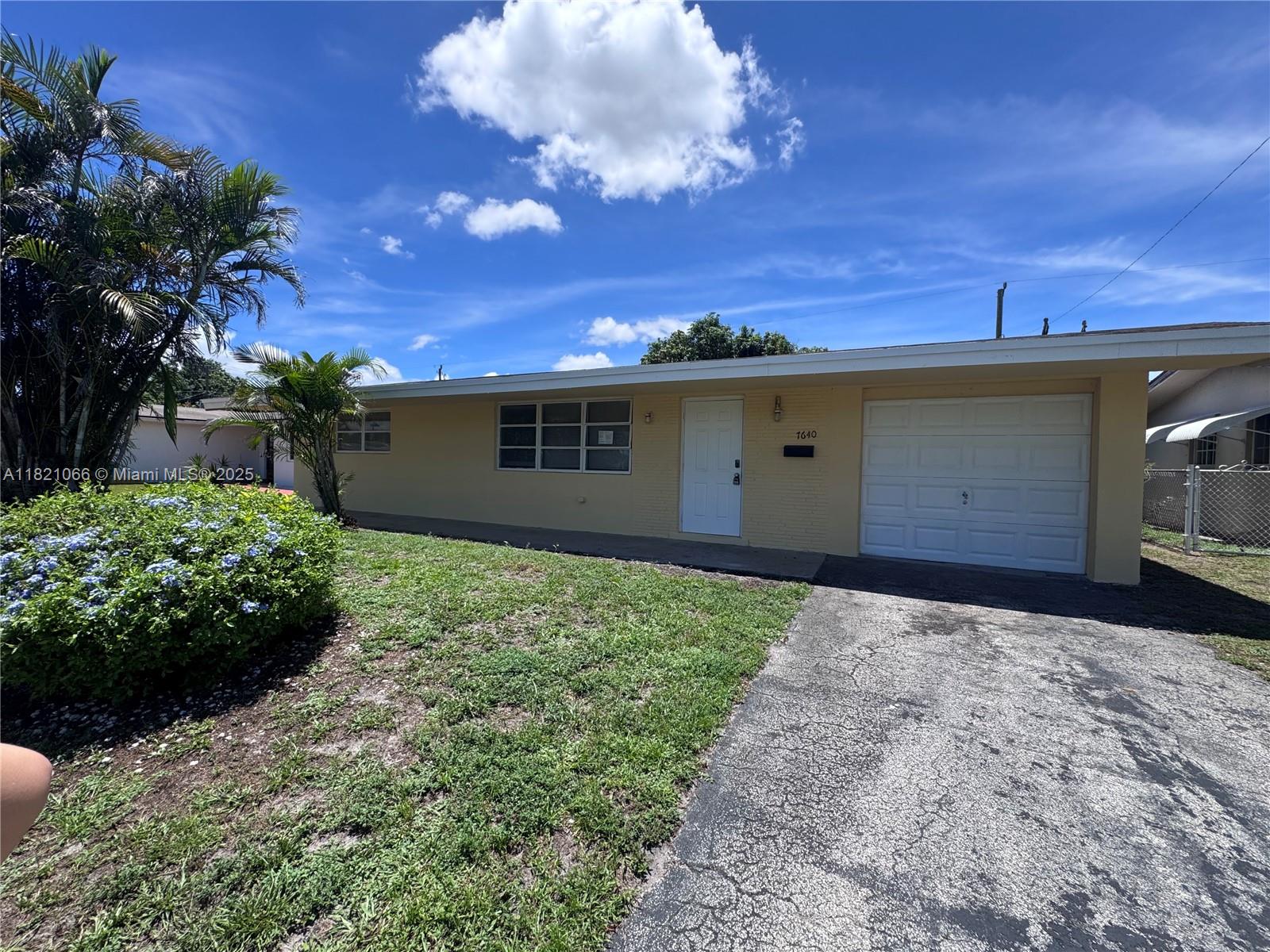 Property for Sale at 7640 Nw 16th Ct, Pembroke Pines, Miami-Dade County, Florida - Bedrooms: 2 
Bathrooms: 1  - $419,900