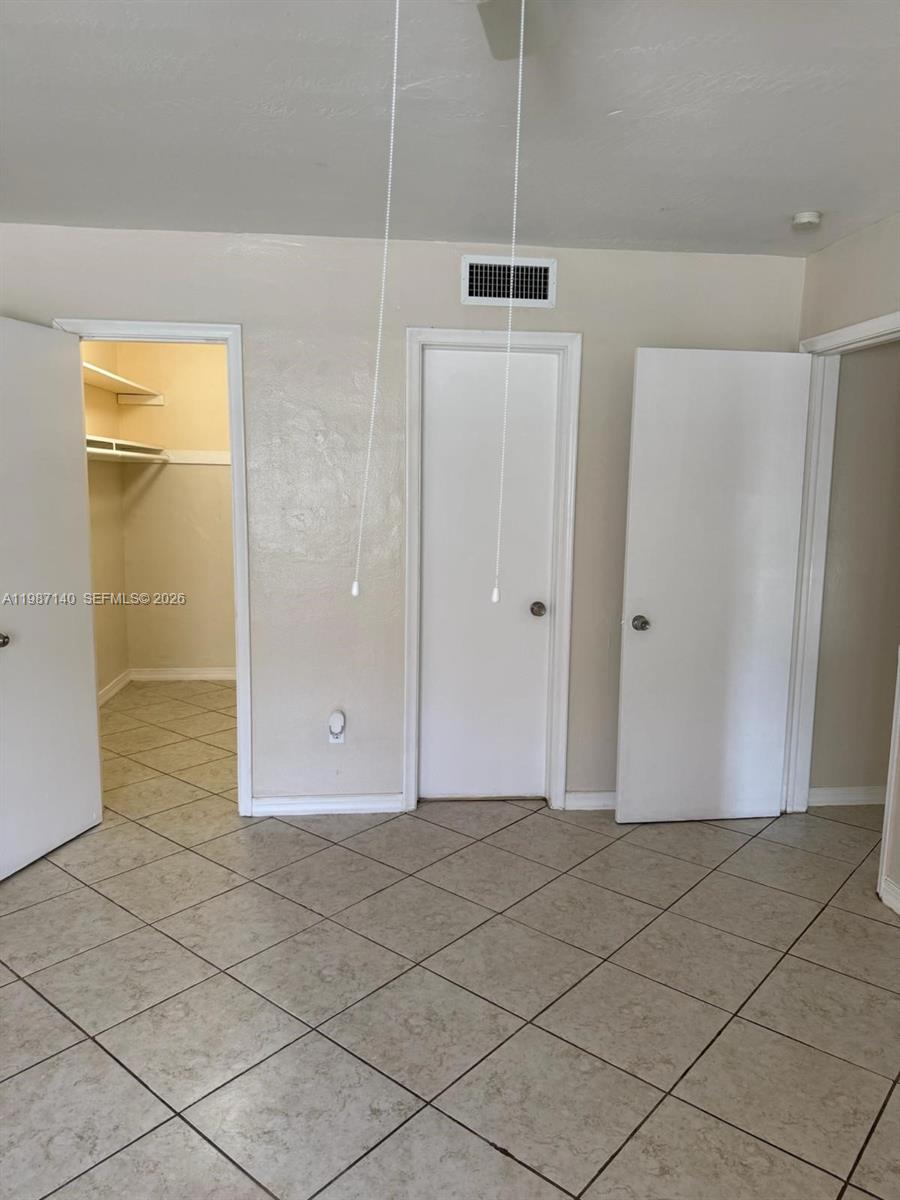 DADELAND CAPRI CONDO - Residential Lease
