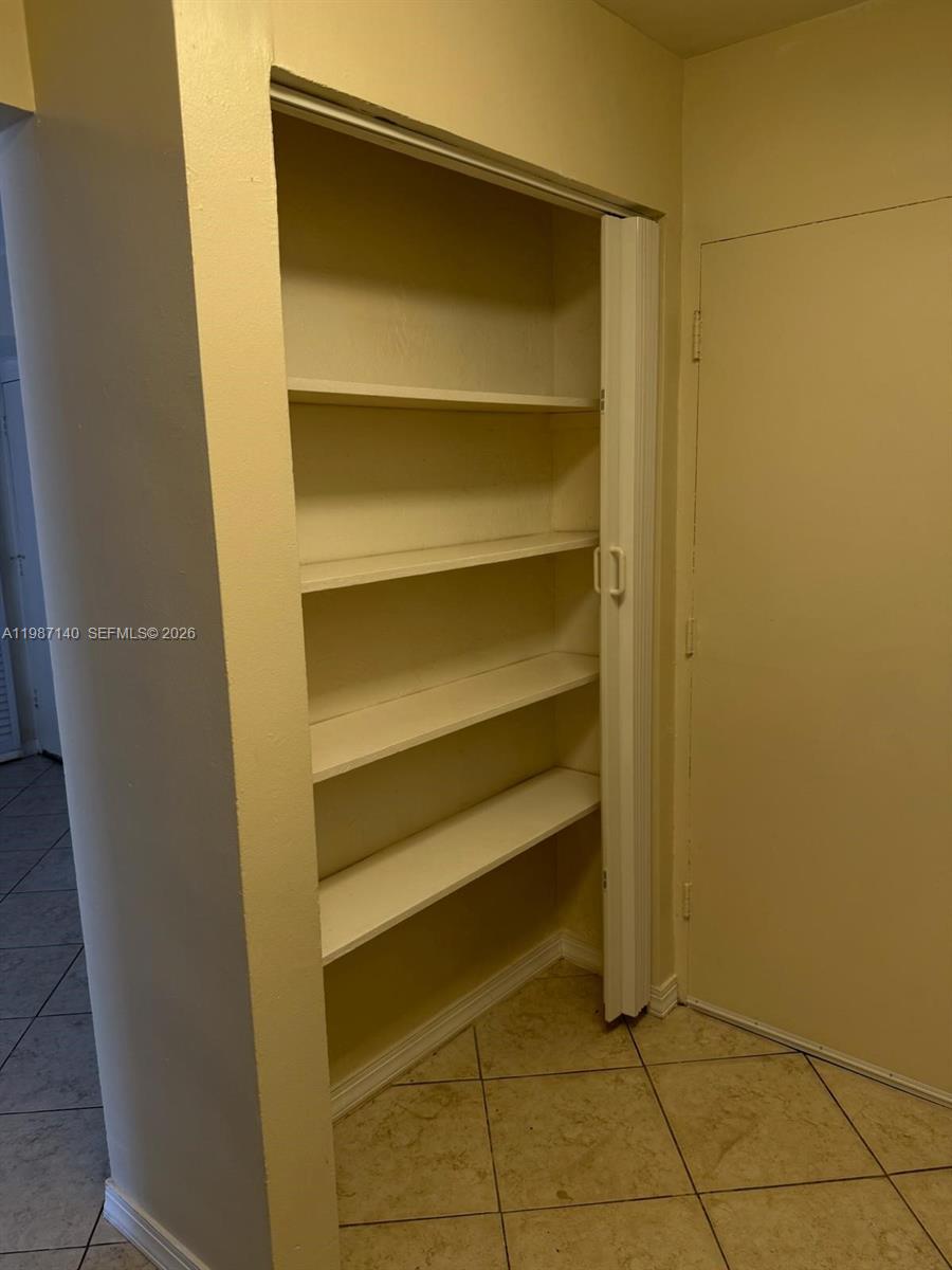 DADELAND CAPRI CONDO - Residential Lease