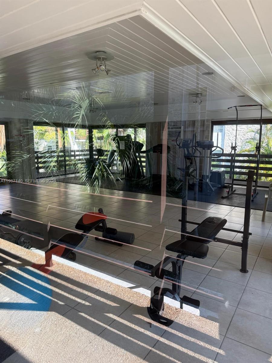 DADELAND CAPRI CONDO - Residential Lease