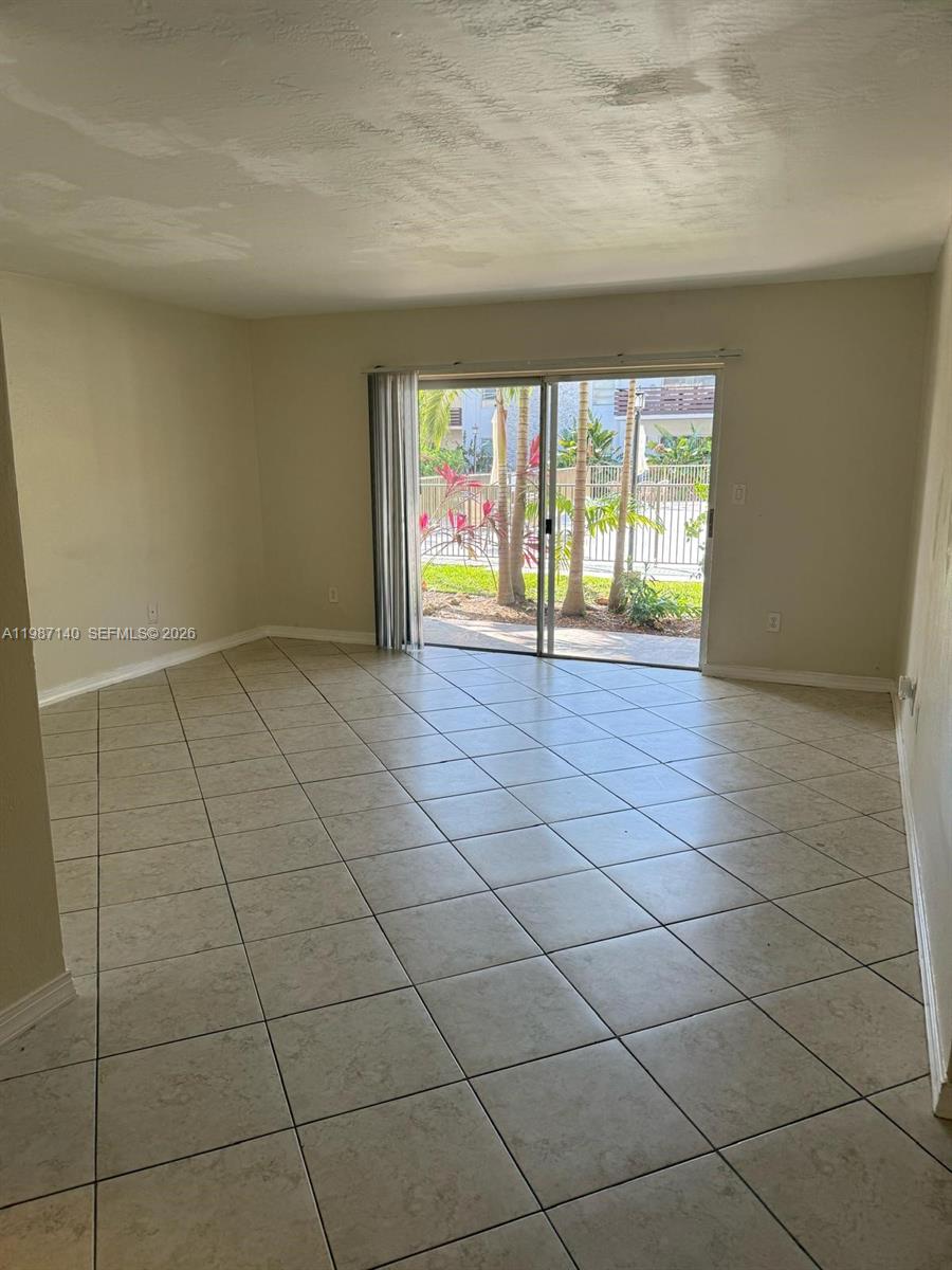 DADELAND CAPRI CONDO - Residential Lease