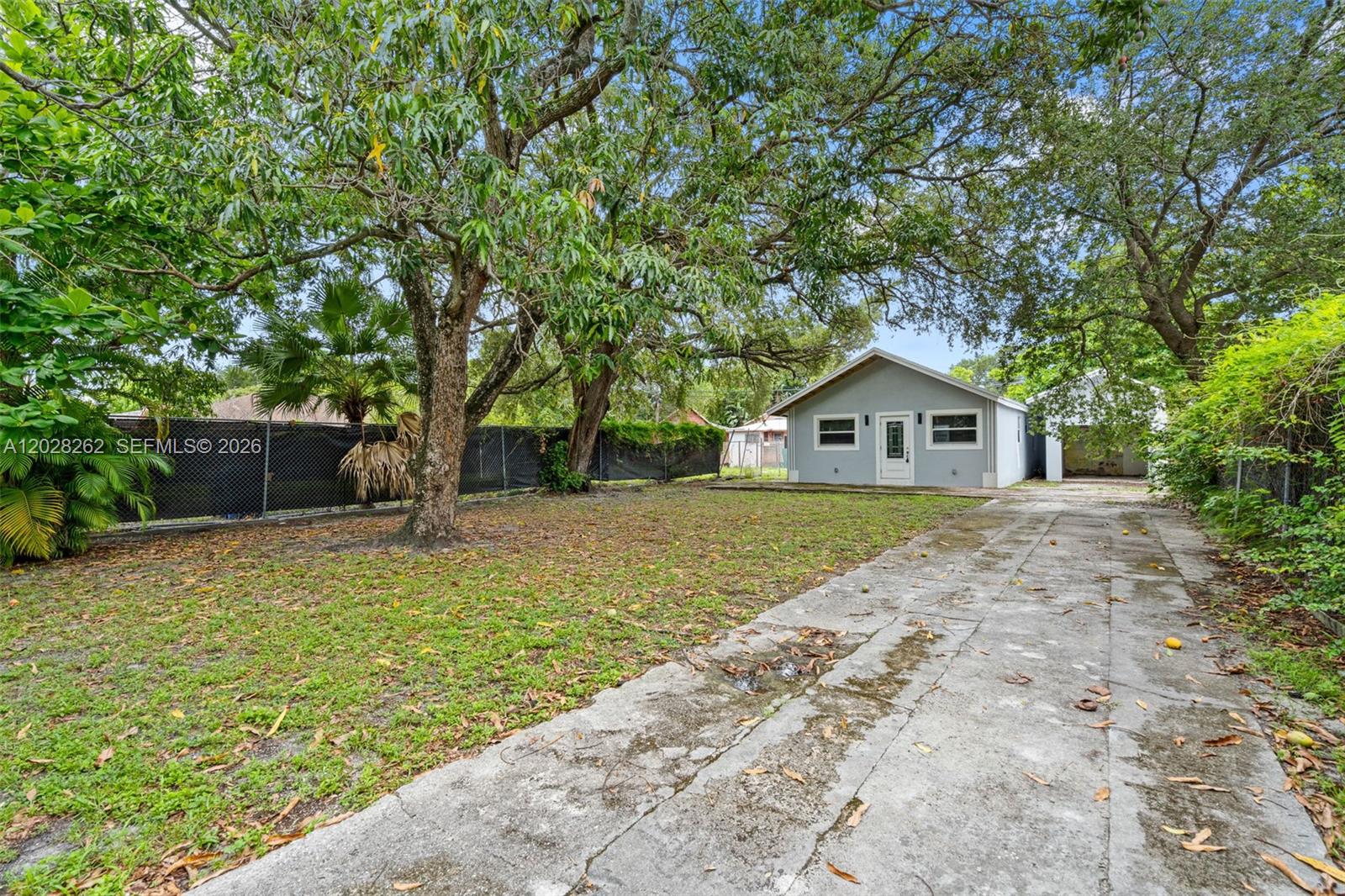 BAY VISTA PARK - Residential