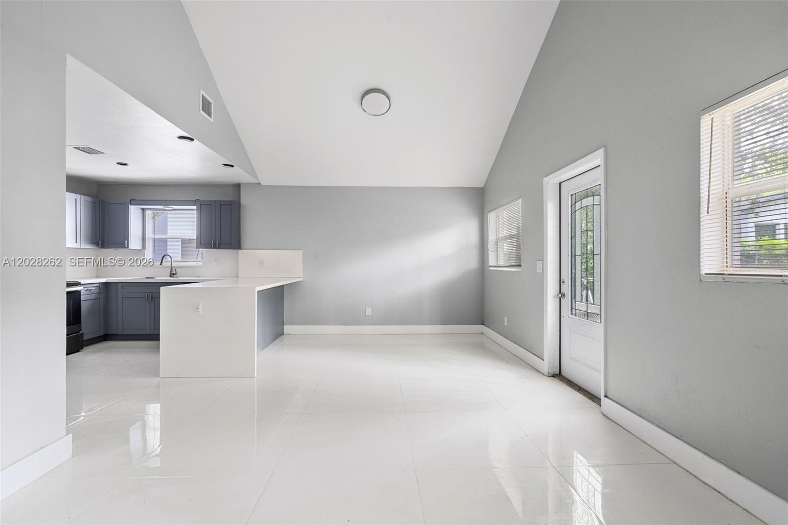 BAY VISTA PARK - Residential