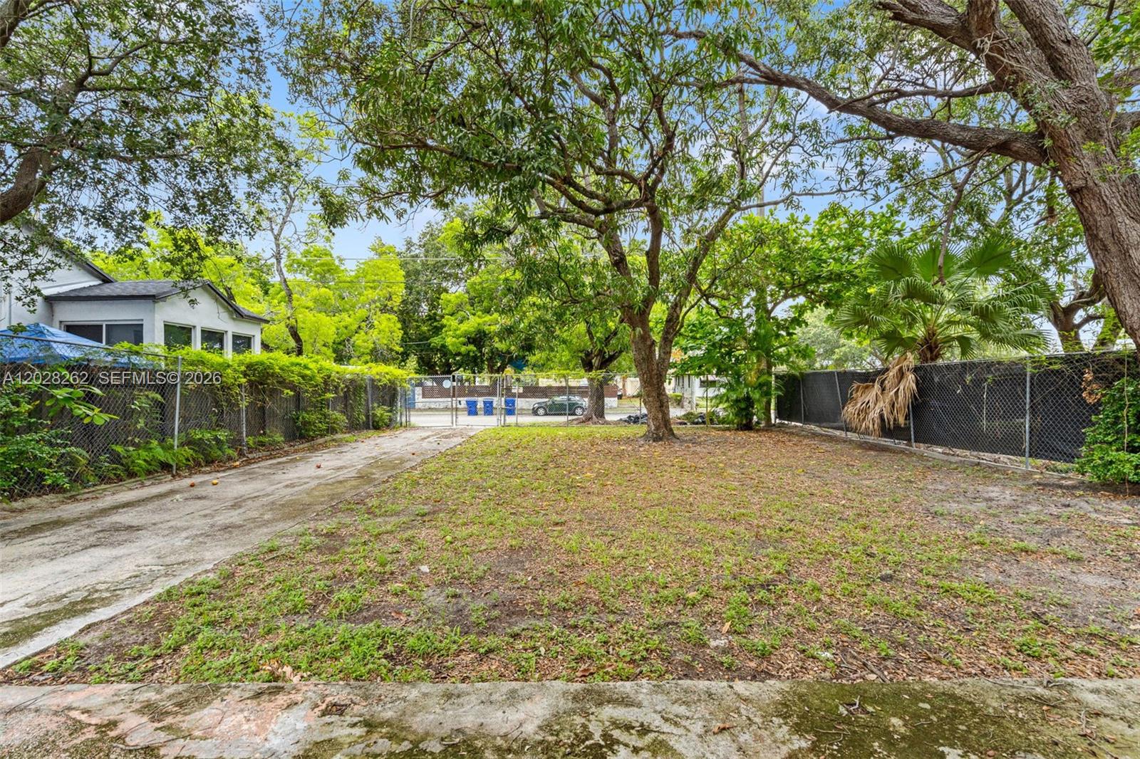 BAY VISTA PARK - Residential