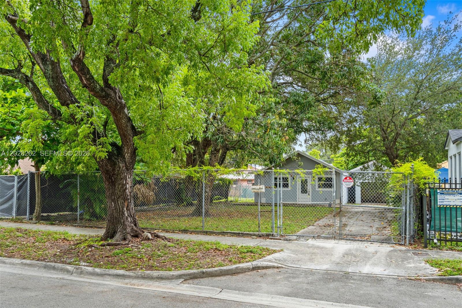 BAY VISTA PARK - Residential