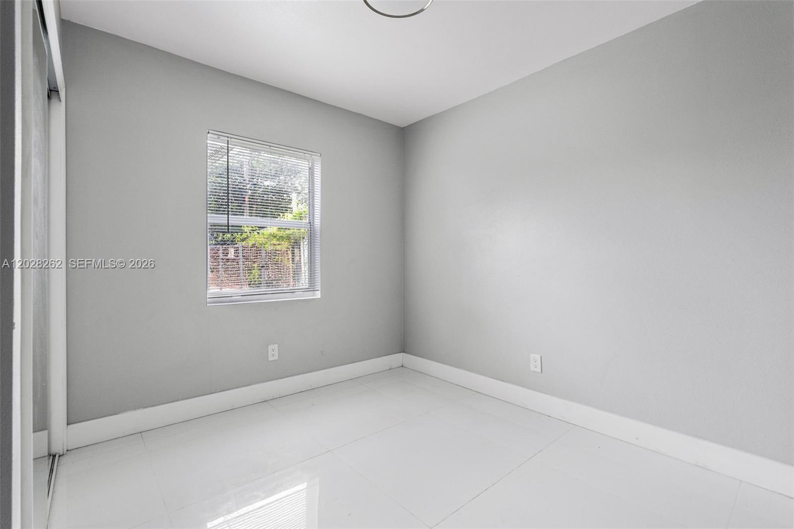 BAY VISTA PARK - Residential