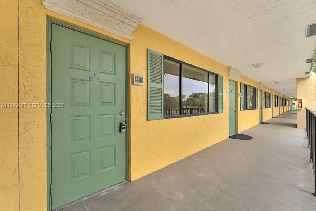 Photo of 1430 W Meadows Cir W #1430, Boynton Beach, FL 33436 (MLS # A11969967)