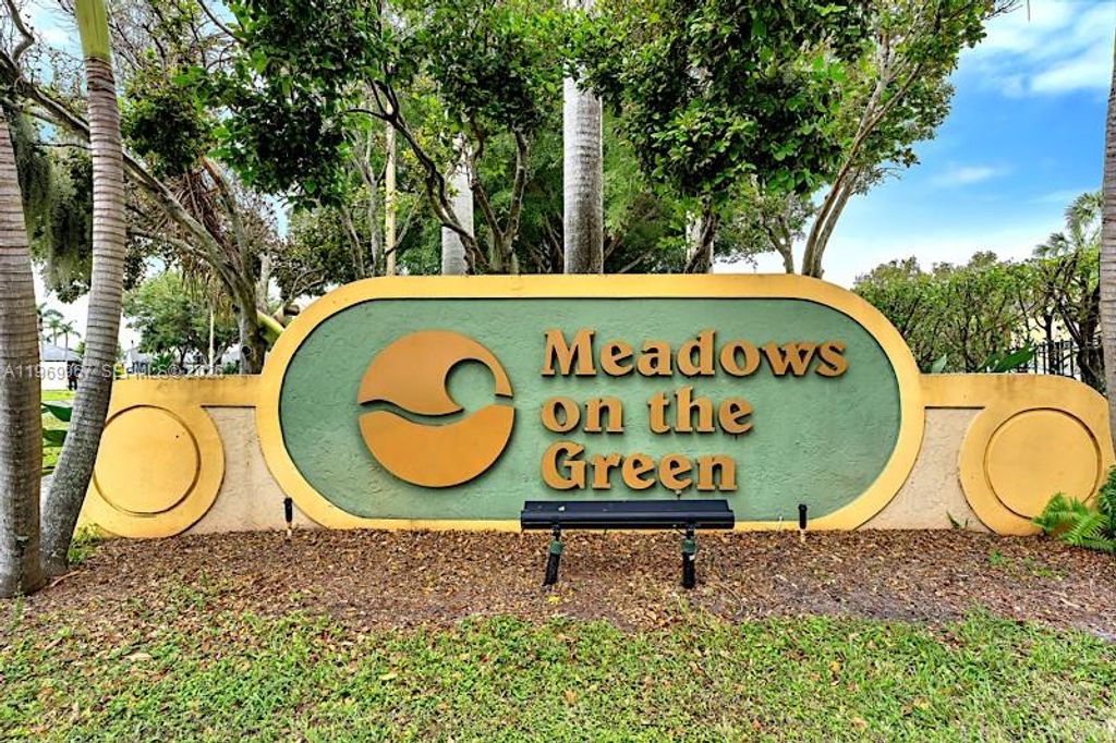 Photo of 1430 W Meadows Cir W #1430, Boynton Beach, FL 33436 (MLS # A11969967)