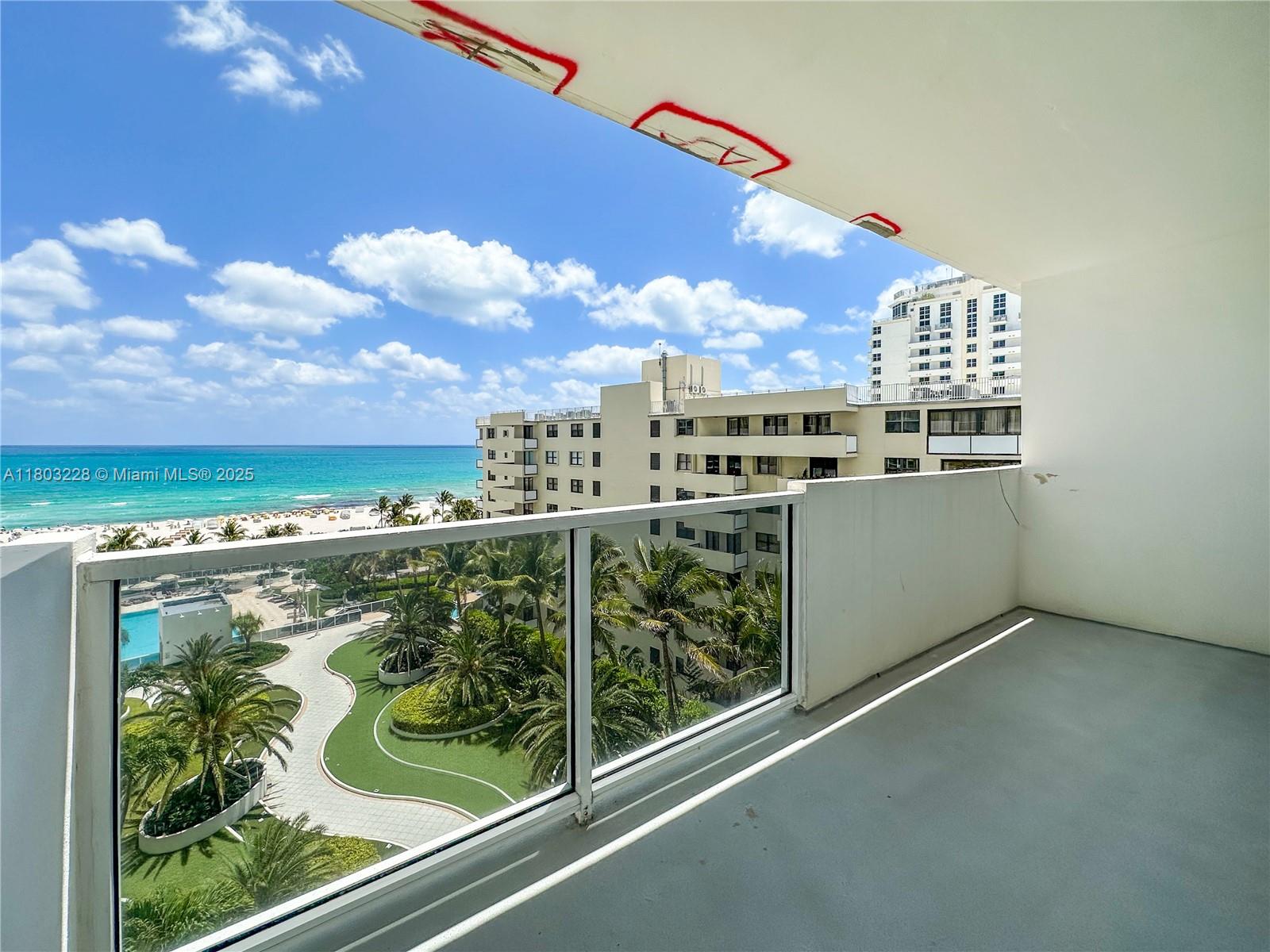Rental Property at 100 Lincoln Rd 917, Miami Beach, Miami-Dade County, Florida - Bathrooms: 1  - $3,000 MO.