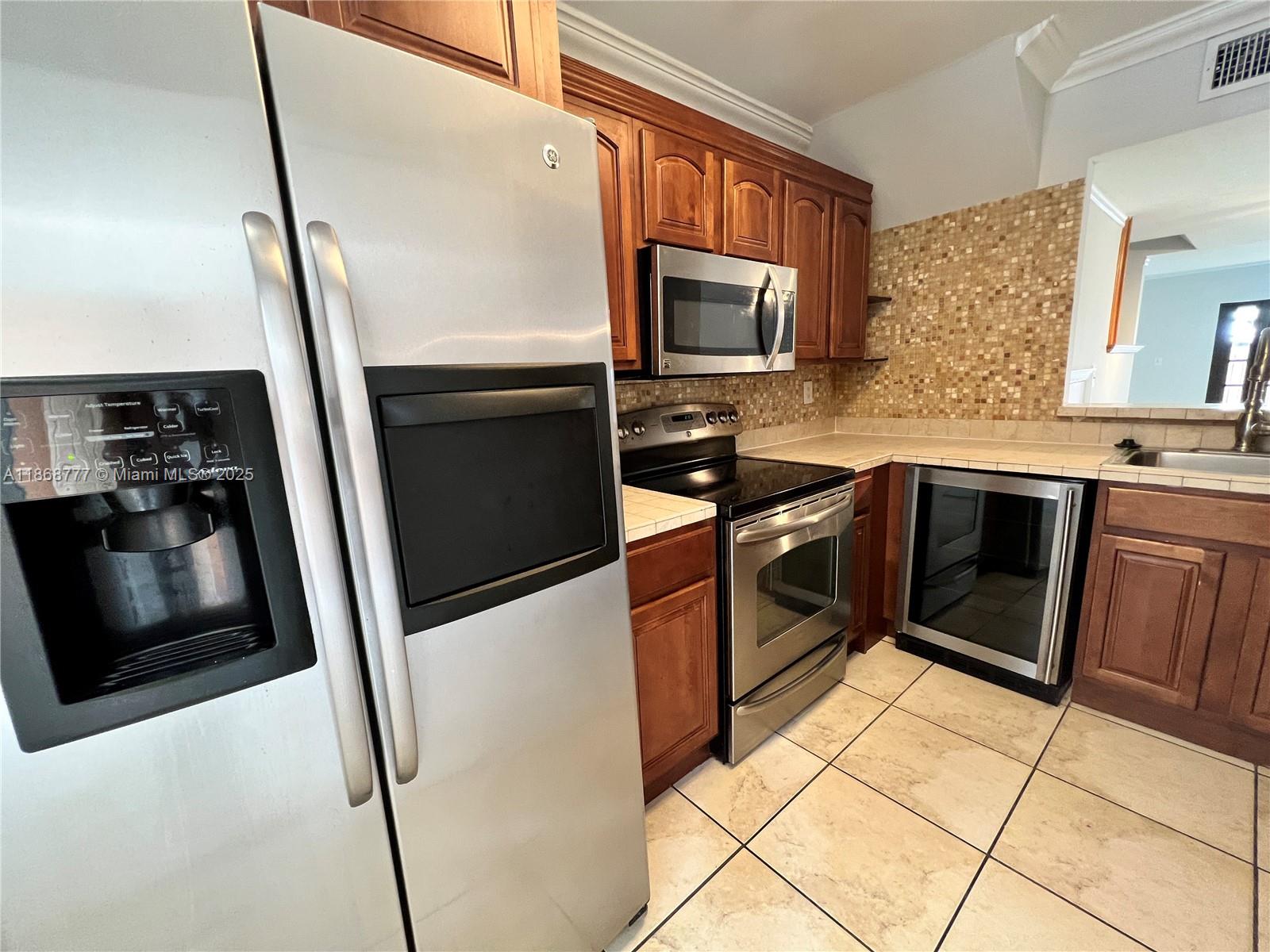 PUERTO BELLO CONDO NO 2 - Residential Lease