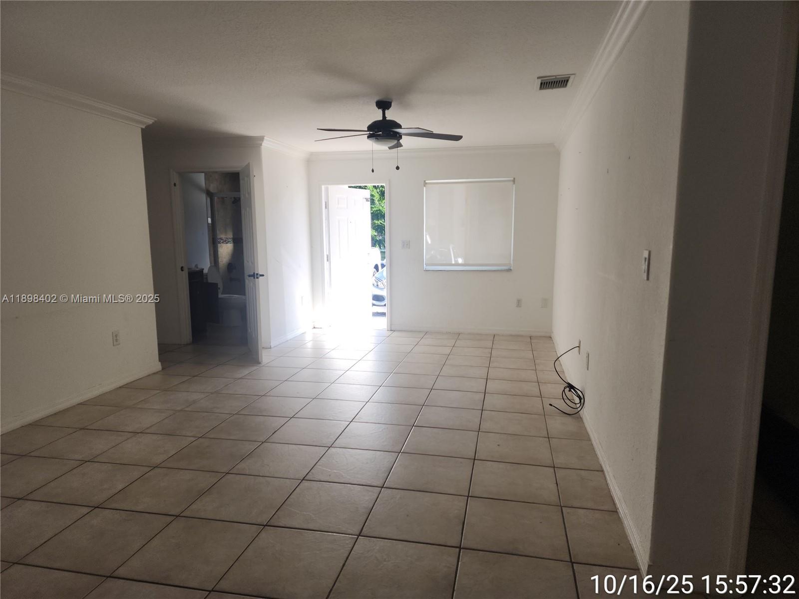 DORAL GRAND CONDO - Residential