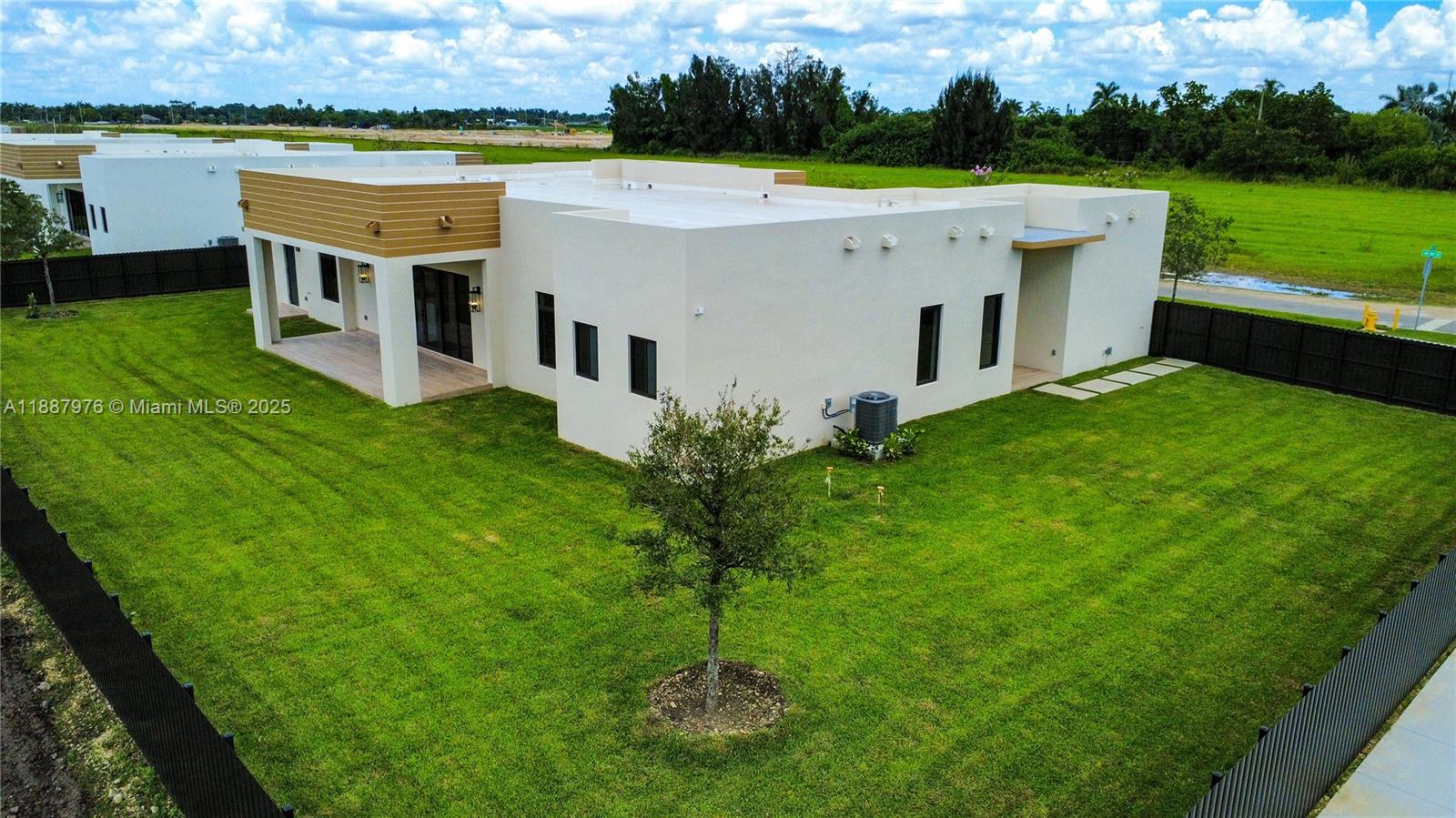 Estates of Biscayne - Residential