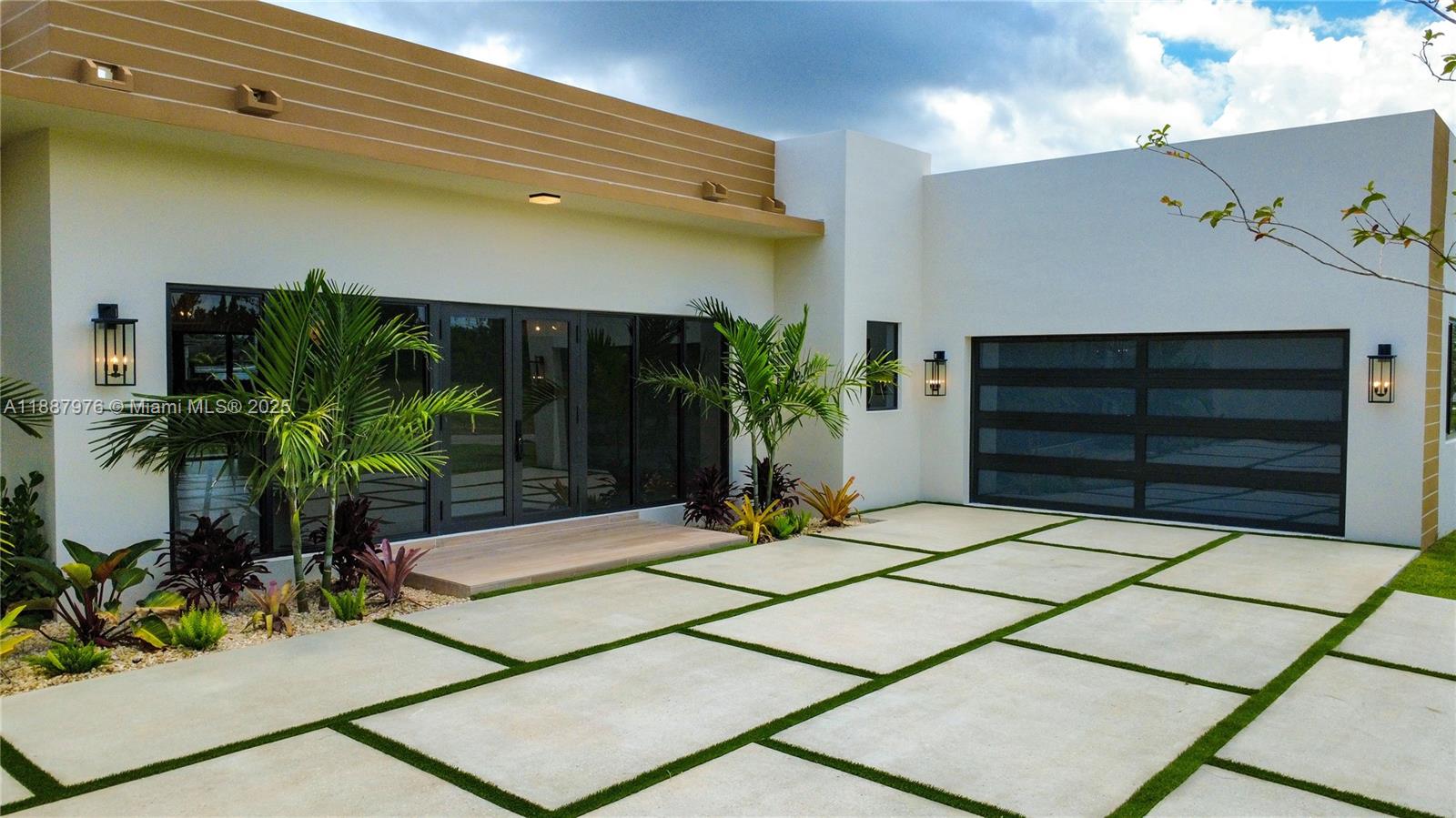 Estates of Biscayne - Residential