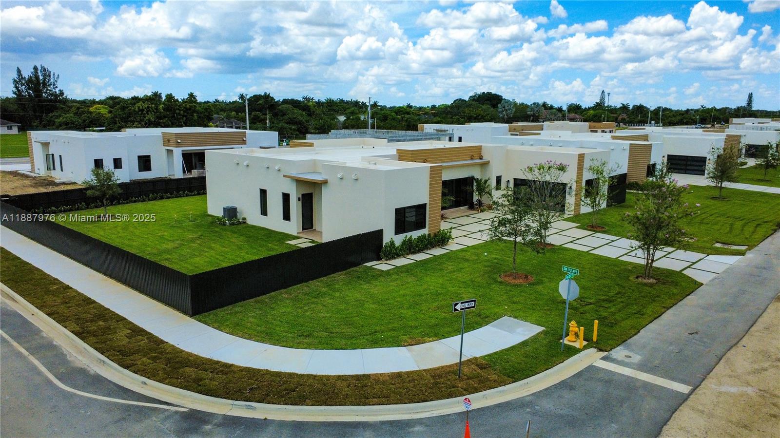 Estates of Biscayne - Residential