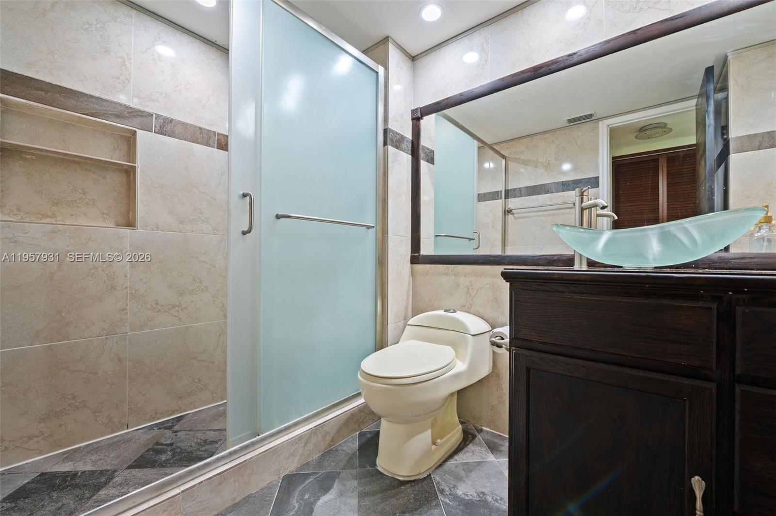 APPLEWOOD VILLAGE II-F CO - Residential