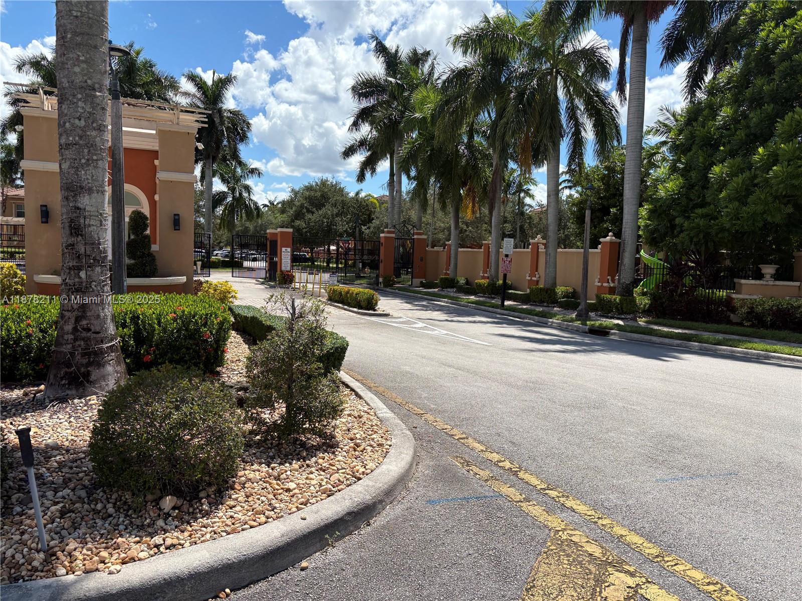 MARTINIQUE NO 2 CONDO - Residential