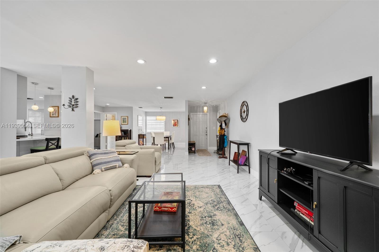 MARINER VILLAGE GARDEN CO - Residential