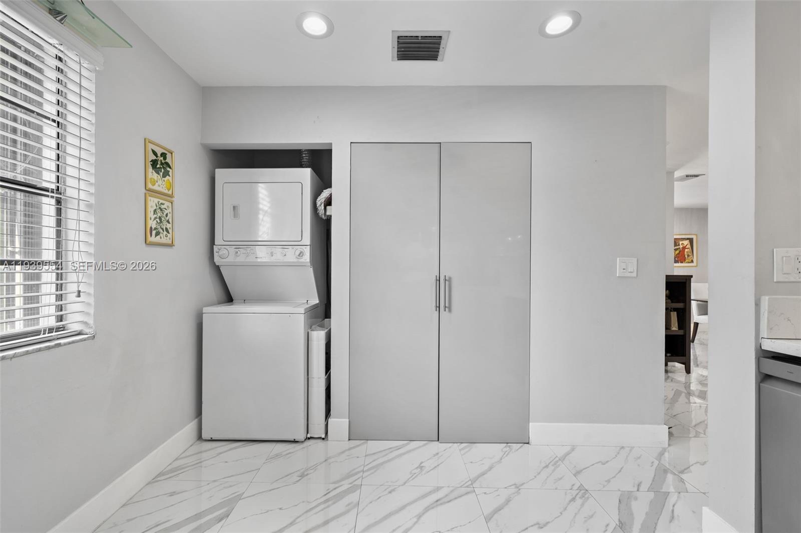 MARINER VILLAGE GARDEN CO - Residential