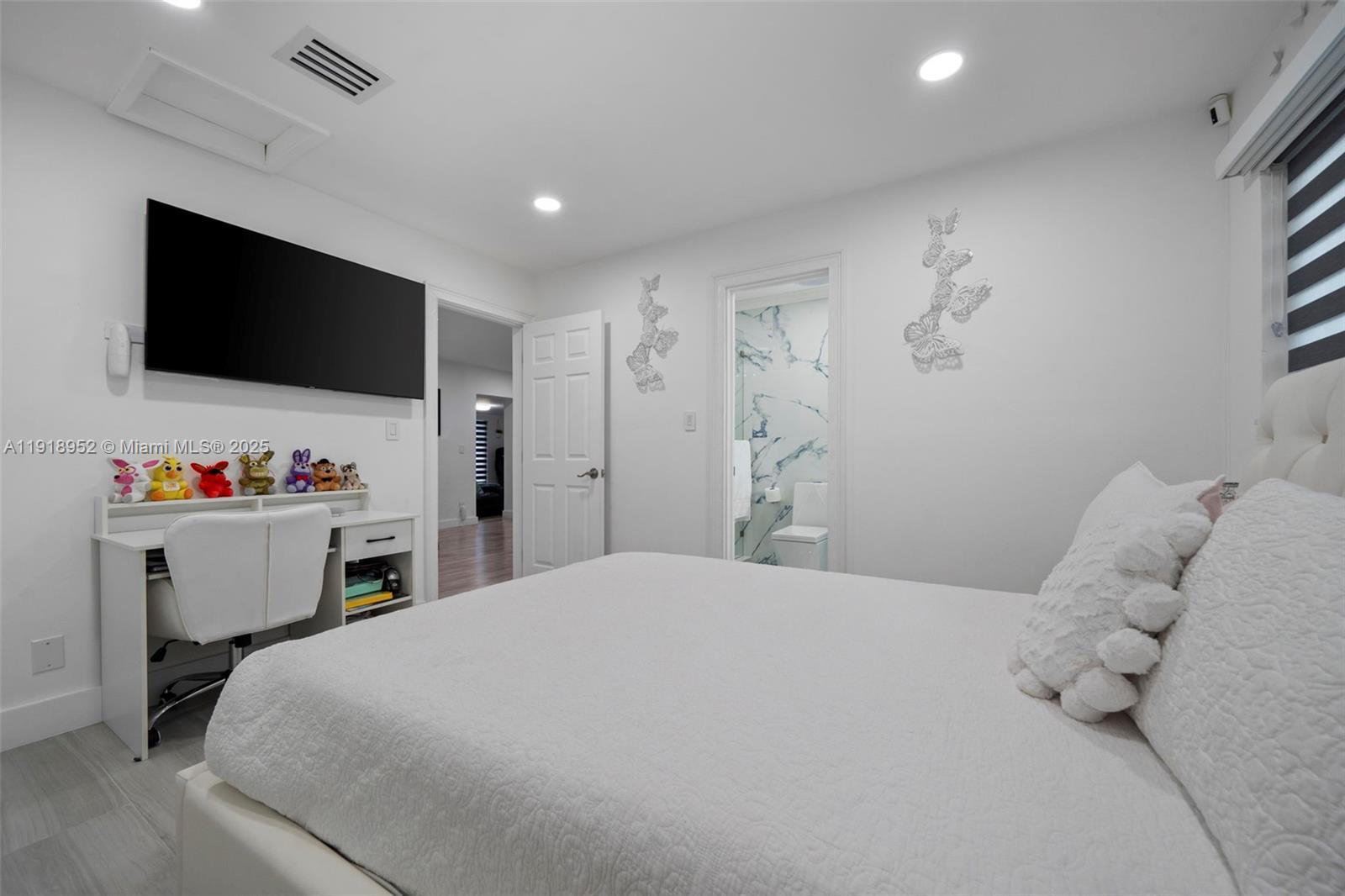 FAIRMONT - Residential Lease