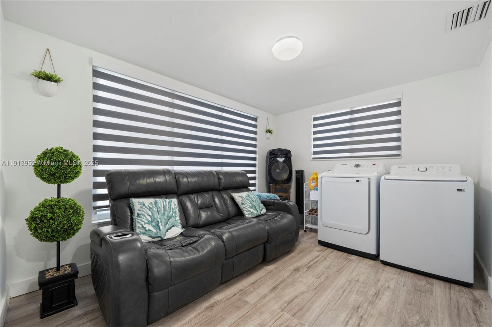 FAIRMONT - Residential Lease