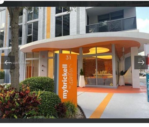 31 SE 6th St 804 Miami FL 33131