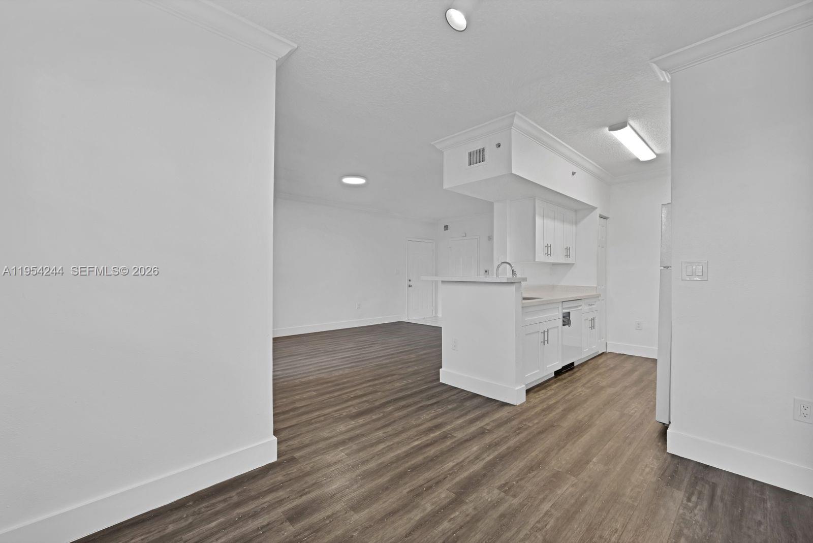 MARQUESA CONDO - Residential