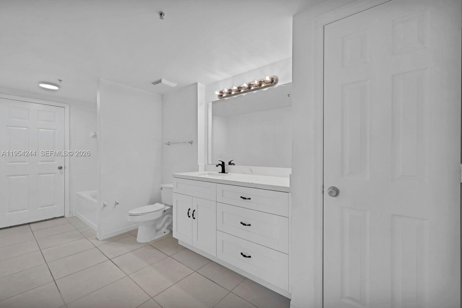 MARQUESA CONDO - Residential