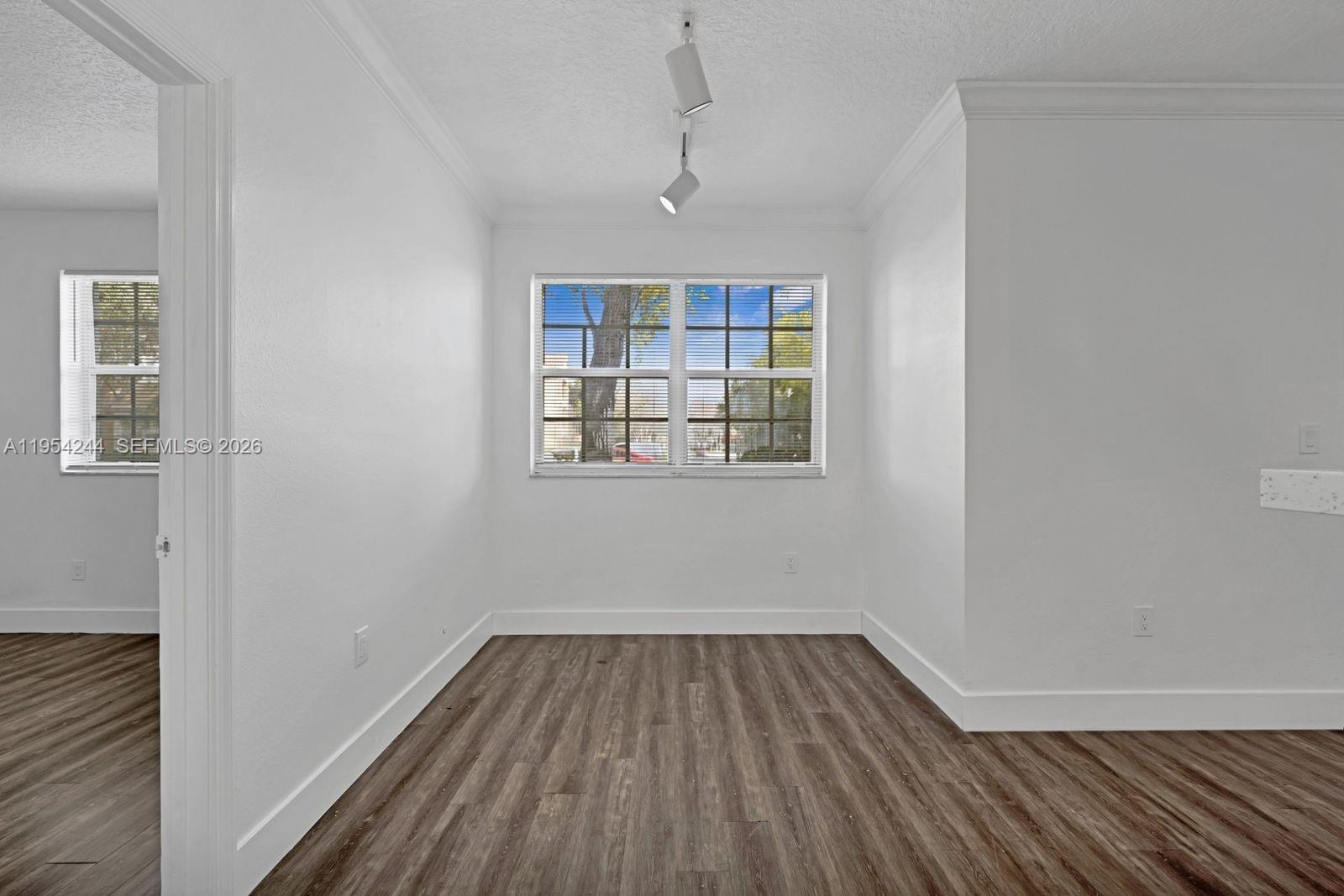 MARQUESA CONDO - Residential