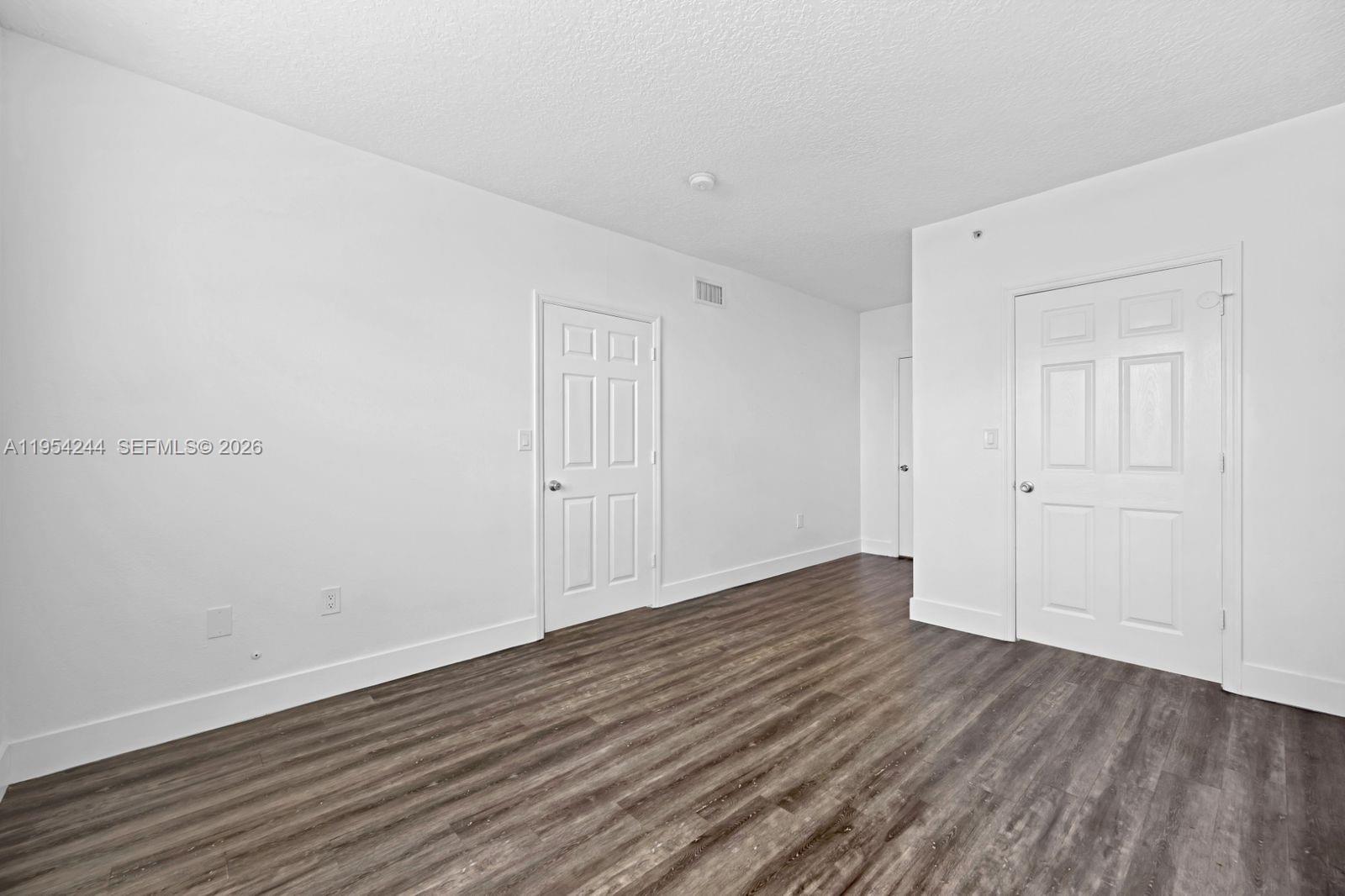 MARQUESA CONDO - Residential