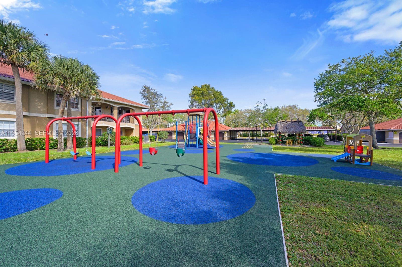 MARQUESA CONDO - Residential