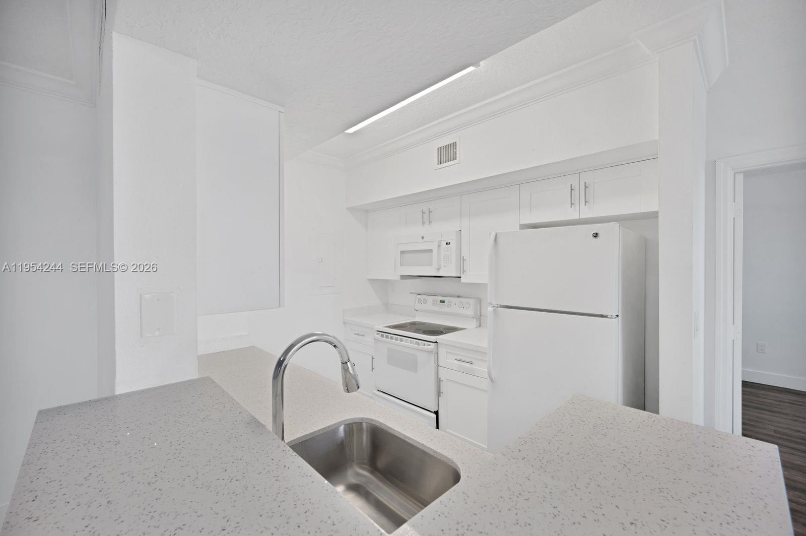 MARQUESA CONDO - Residential