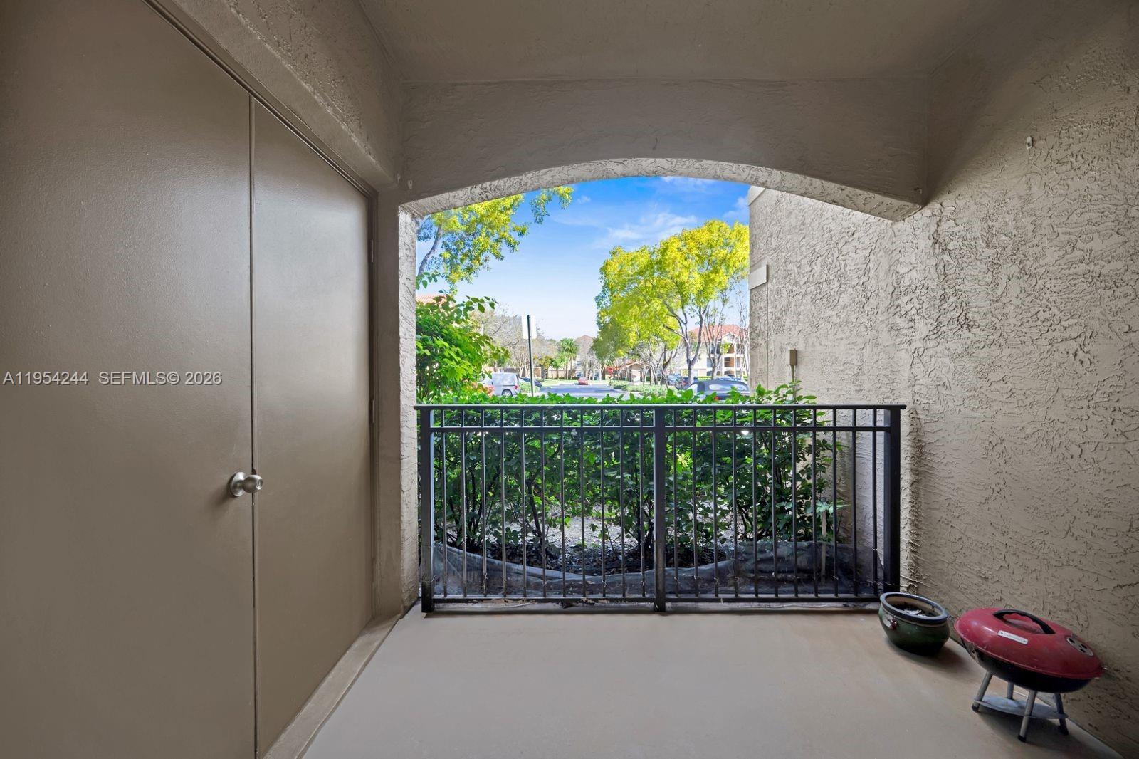 MARQUESA CONDO - Residential