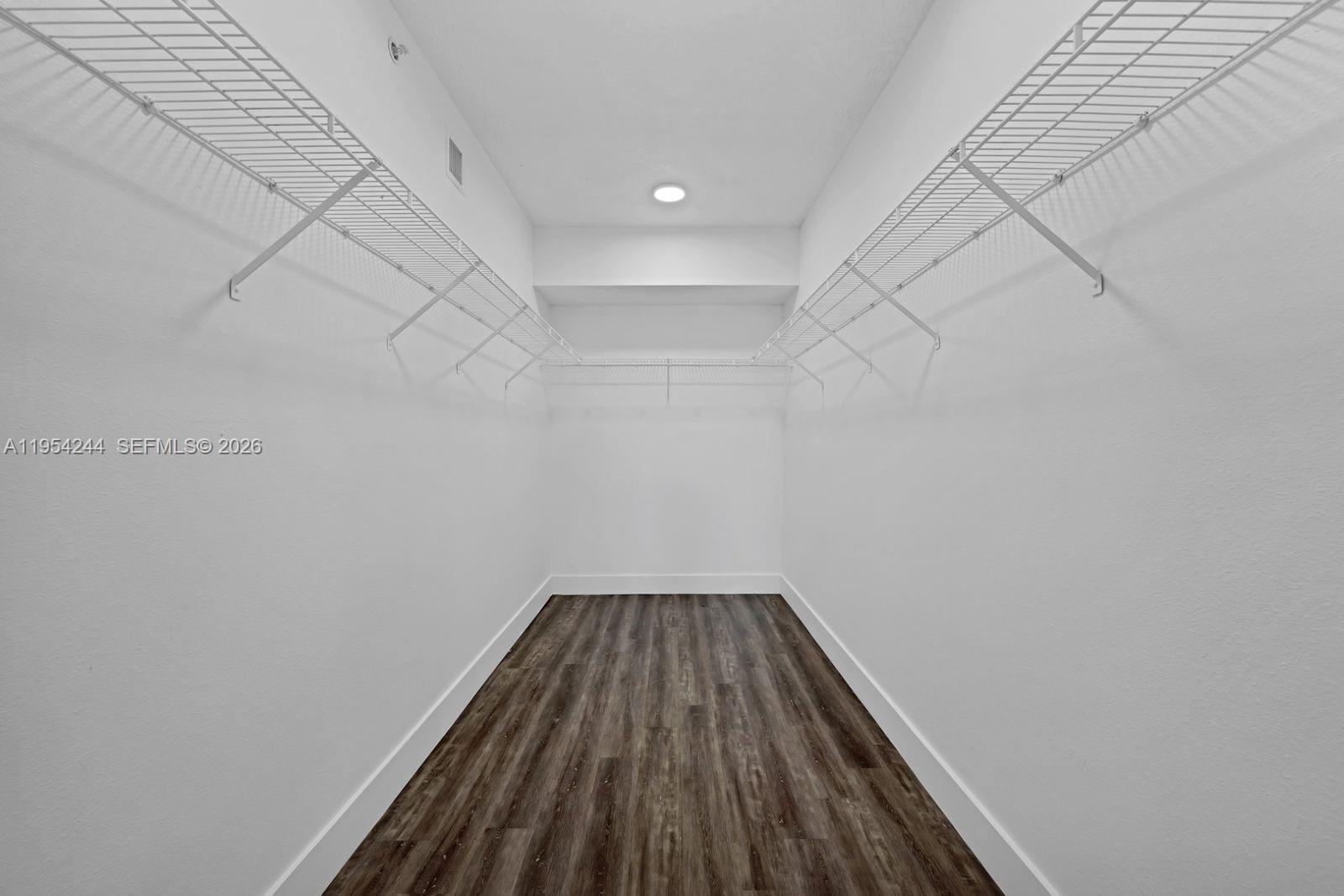 MARQUESA CONDO - Residential